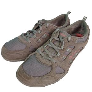 Skechers relaxed fit memory foam shoes, women's size 7, grey